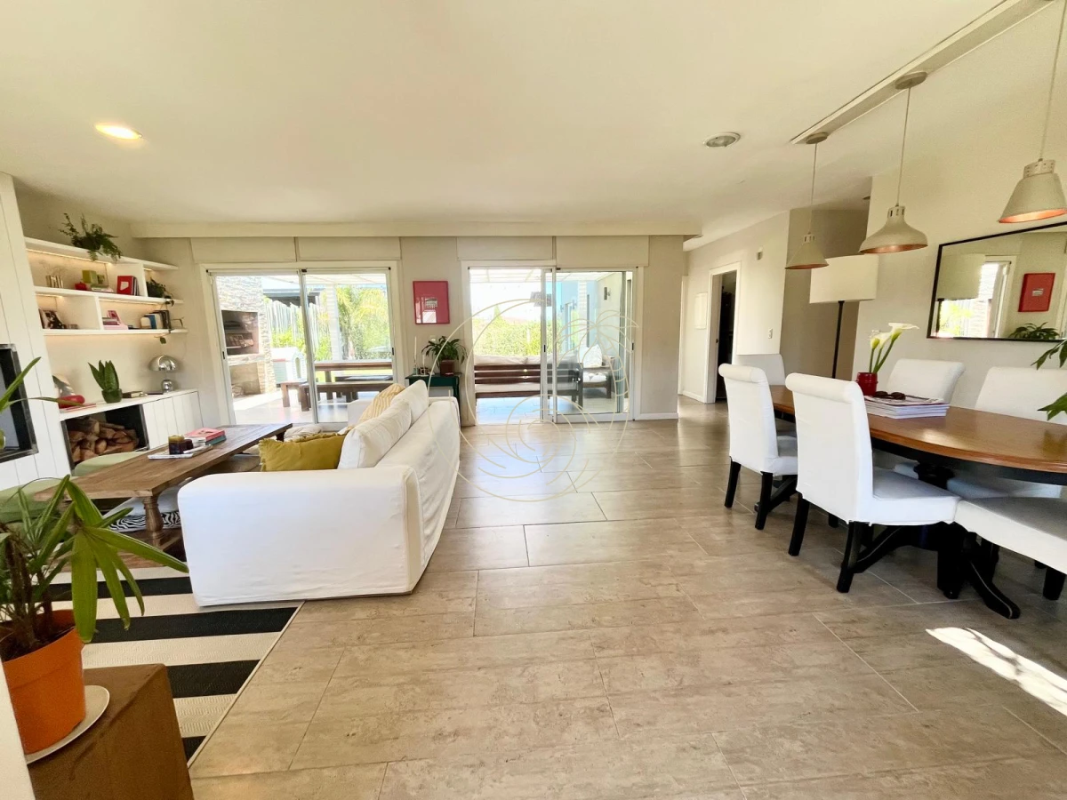 Casa ID.21093086 - Excelente casa en Alquiler de temporada en Manantiales.