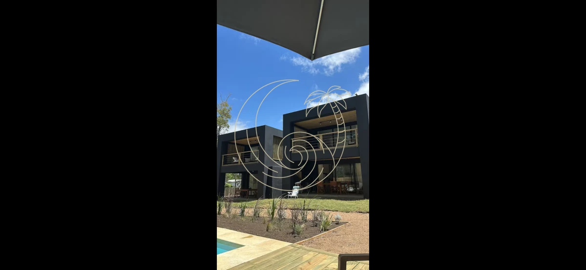 Casa ID.21092817 - CASA A ESTRENAR, COMPLEJO BOSQUE! 
