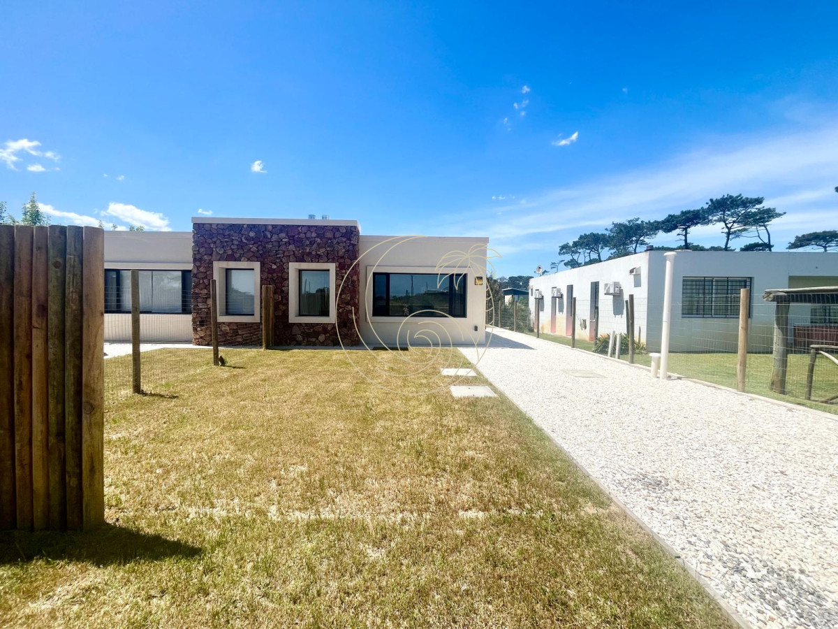 Casa ID.21093112 - Venta de Casa a Estrenar en Tio Tom con Piscina Climatizada.
