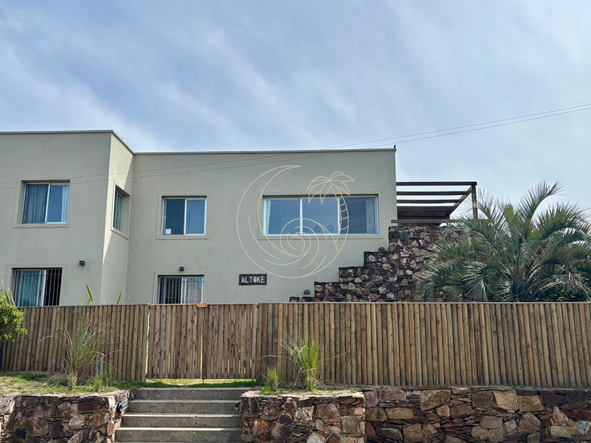 Casa ID.21093077 - Excelente casa con vista al mar, frente a Montoya 