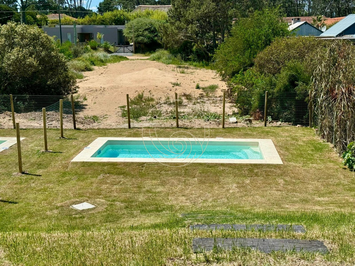 Casa ID.21093112 - Venta de Casa a Estrenar en Tio Tom con Piscina Climatizada.