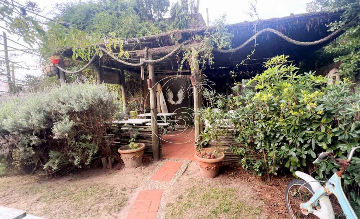 Casa ID.21092450 - CASA EN VENTA DE 5 DORM EN LA BARRA A 250 MTS DEL MAR