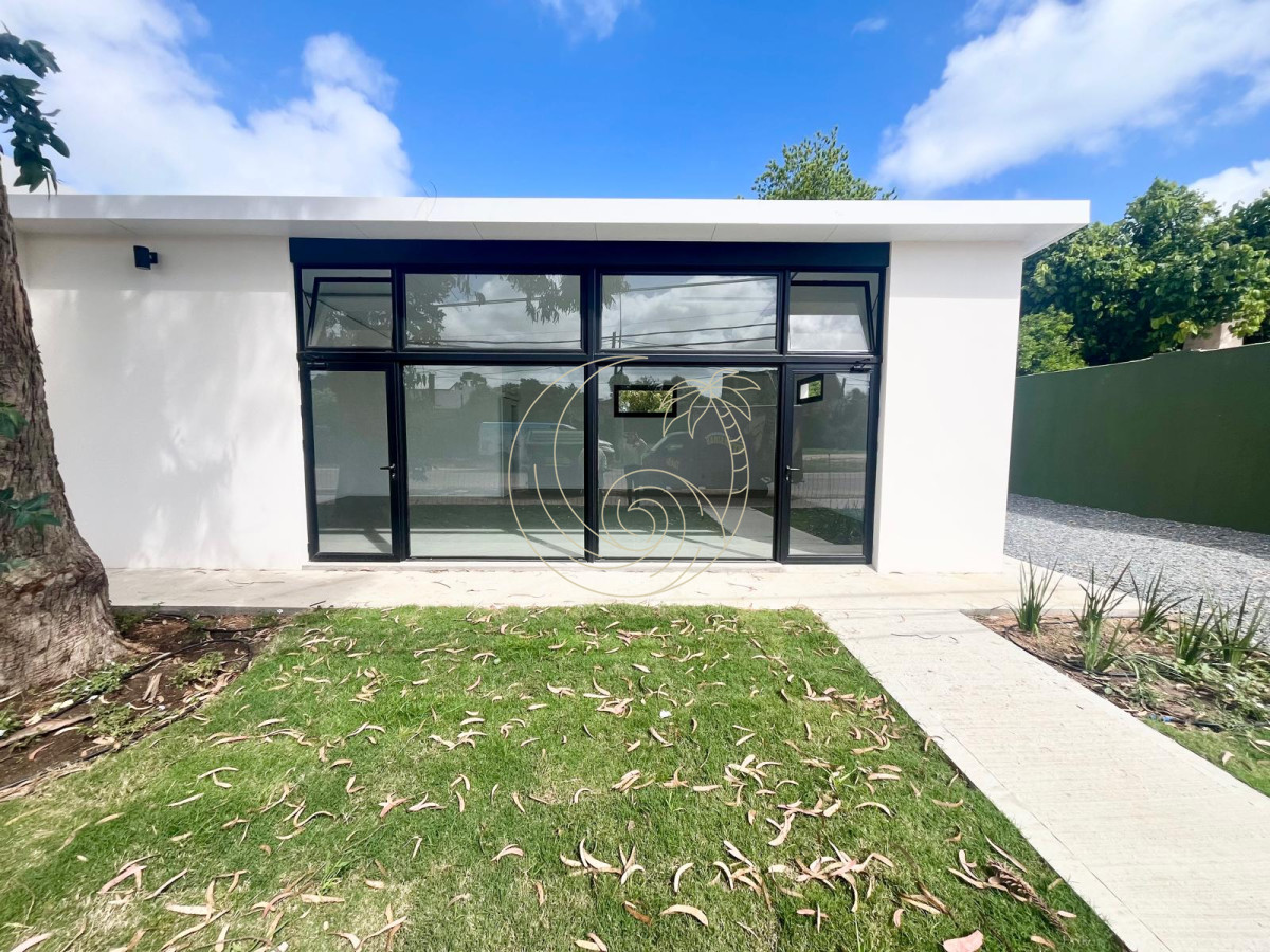 Local Comercial ID.21093115 - Alquiler de Local Comercial a Estrenar en Balneario Buenos Aires.