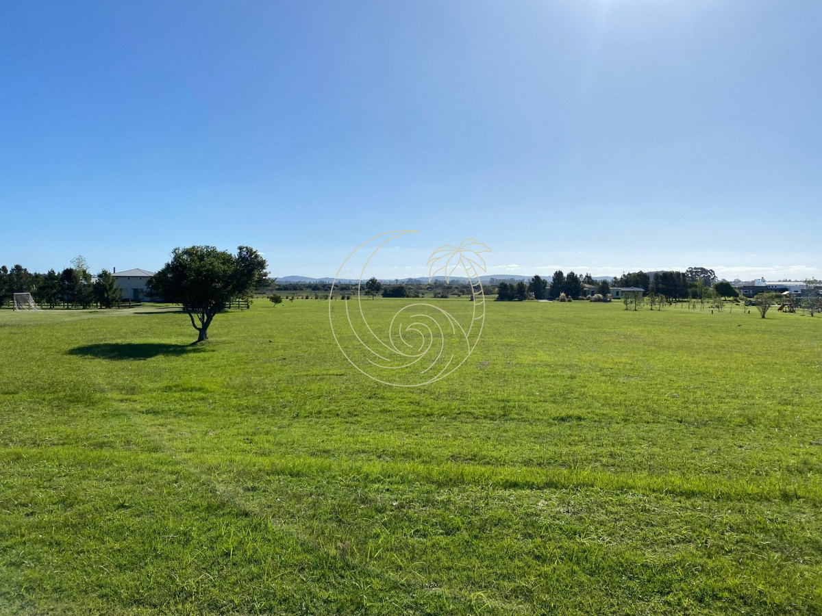 Terreno ID.21092357 - Terreno en Venta en Barrio Privado El Quijote, La Barra