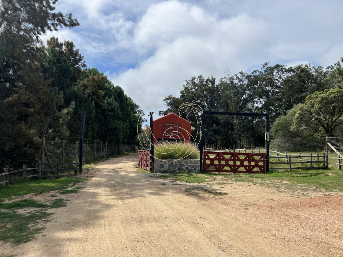 Terreno ID.21092258 - LOTES EN VENTA EN BARRIO CERRADO EN PLENA BARRA