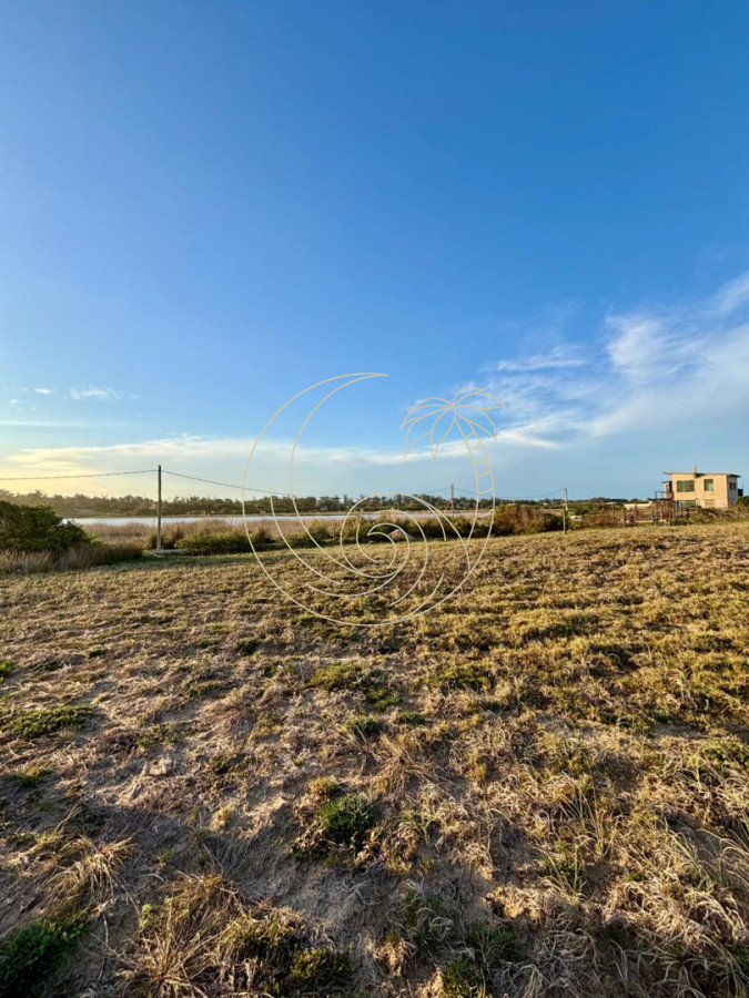 Terreno ID.21093239 - Terreno esquinero Santa Monica