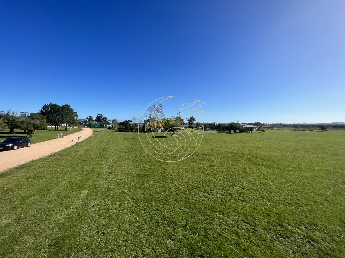 Terreno ID.21092357 - Terreno en Venta en Barrio Privado El Quijote, La Barra