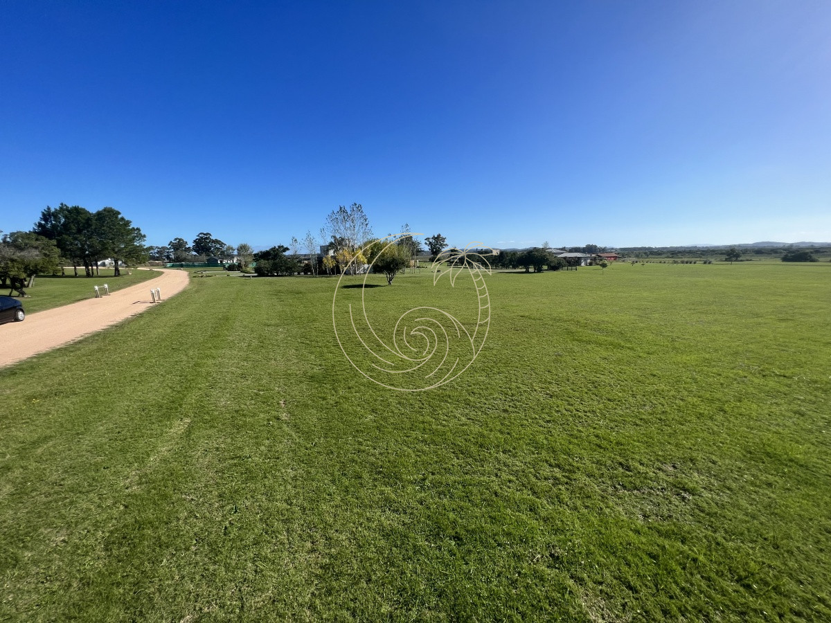 Terreno ID.21092357 - Terreno en Venta en Barrio Privado El Quijote, La Barra