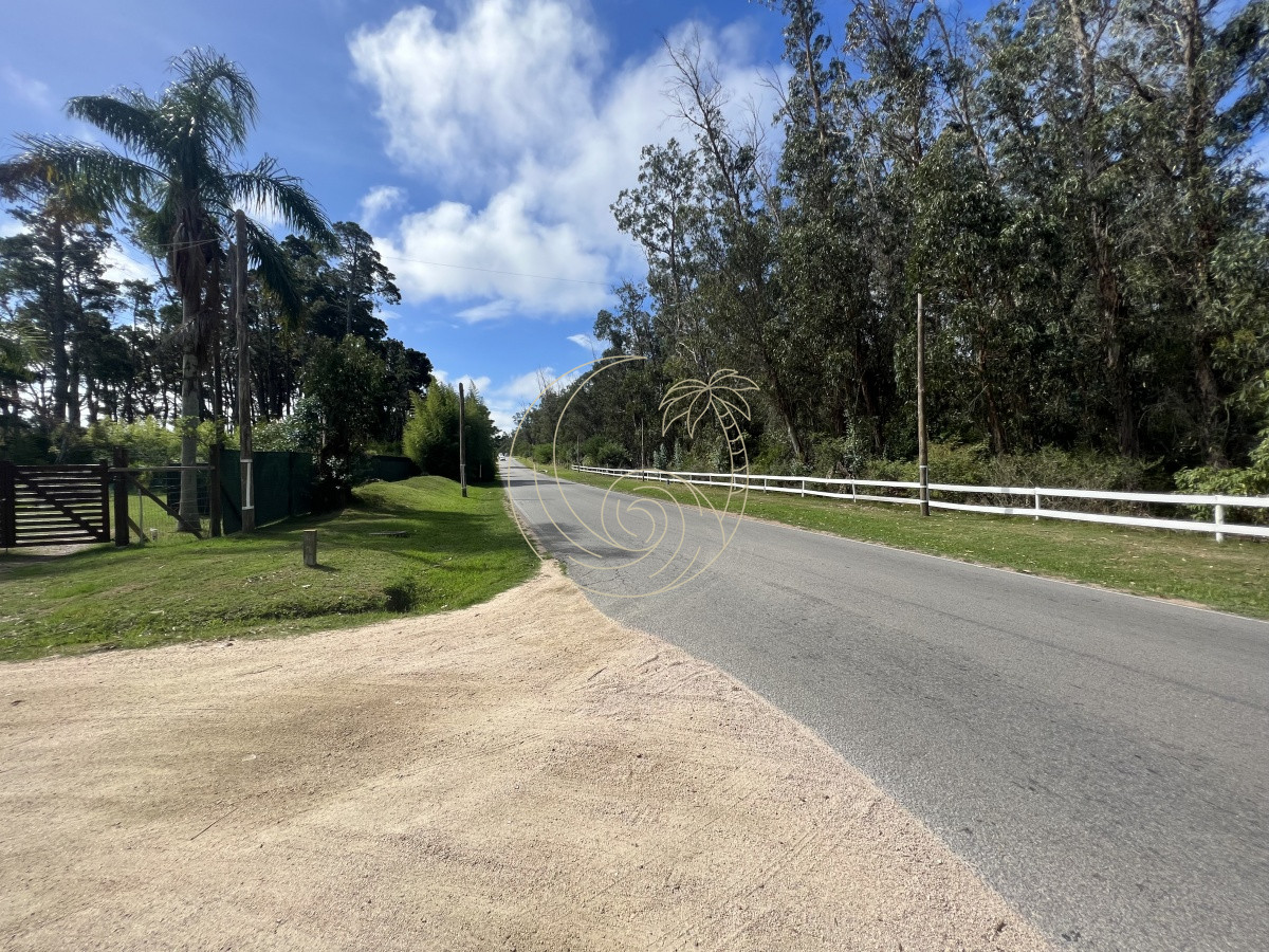 Terreno ID.21092255 - 8 Terrenos de 500 m2 aprox en El Tesoro - La Barra
