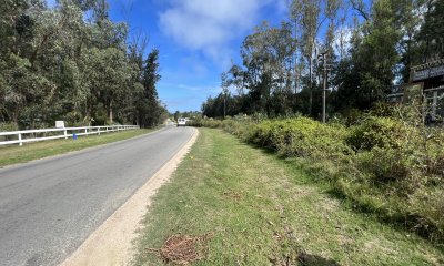 8 Terrenos de 500 m2 aprox en El Tesoro - La Barra