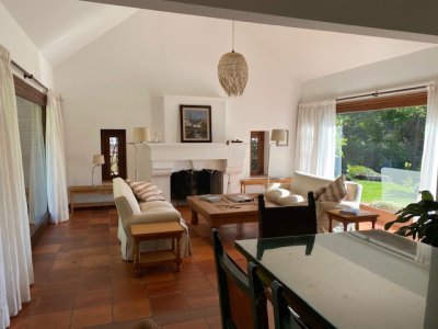 Espectacular casa en zona San Rafael. Consulte
