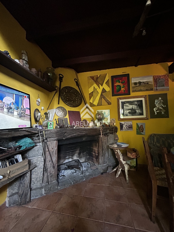 Casa ID.5711 - Ideal para comercio o vivienda