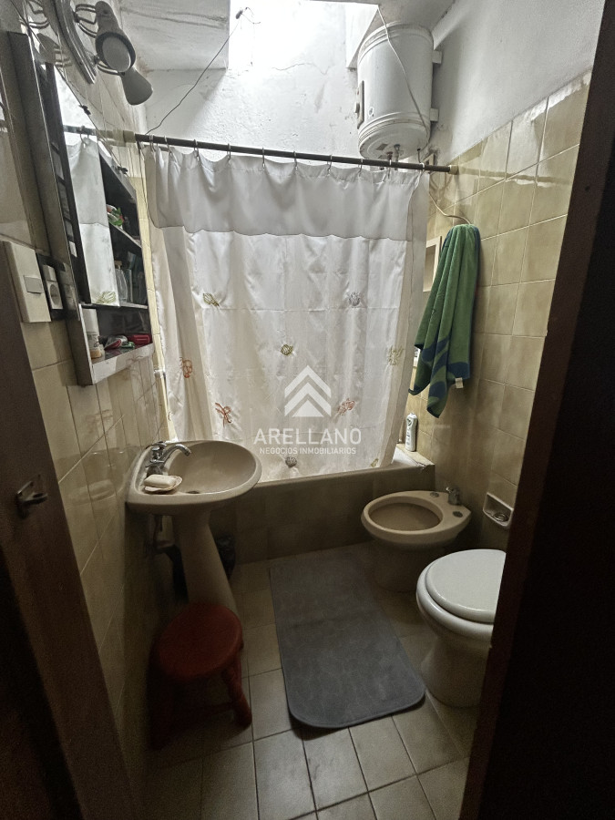 Casa ID.5711 - Ideal para comercio o vivienda