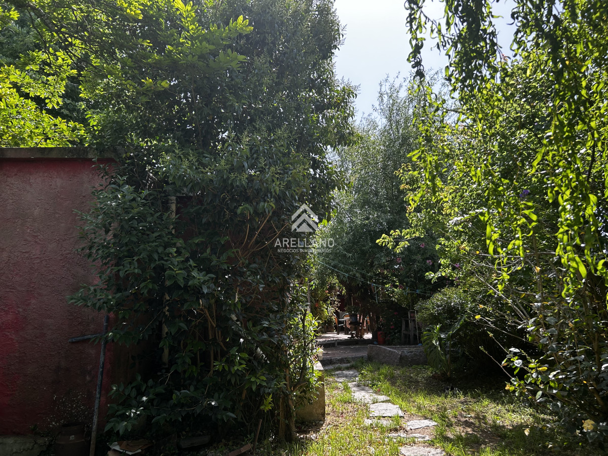 Casa ID.5711 - Ideal para comercio o vivienda