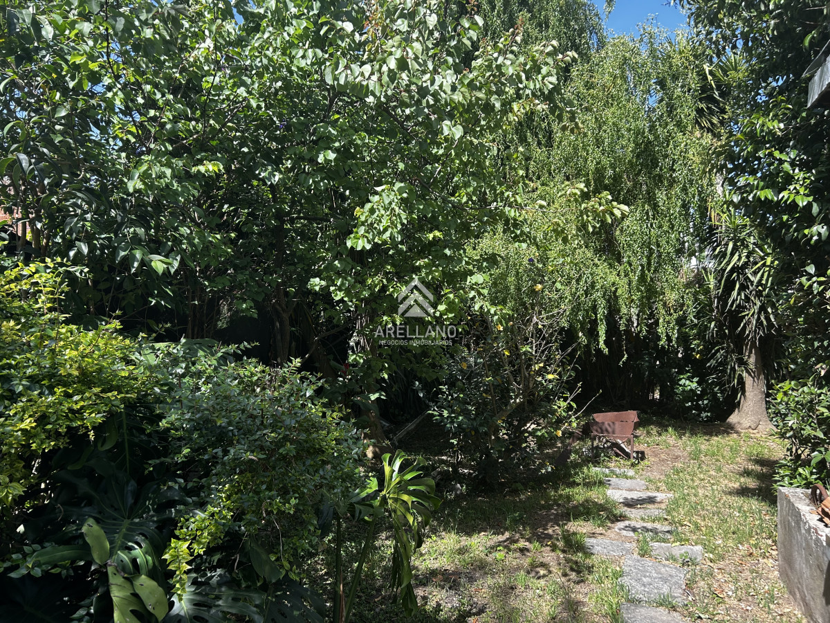 Casa ID.5711 - Ideal para comercio o vivienda