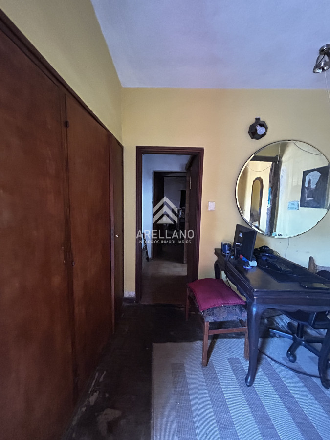 Casa ID.5711 - Ideal para comercio o vivienda