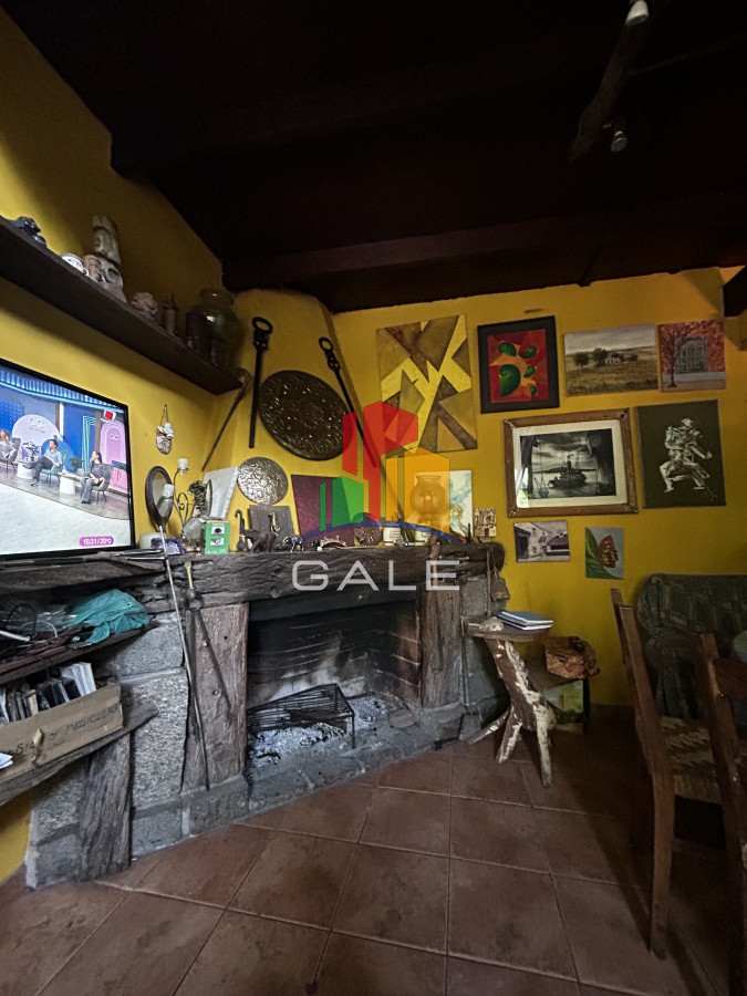 Casa ID.4510 - Ideal para comercio o vivienda