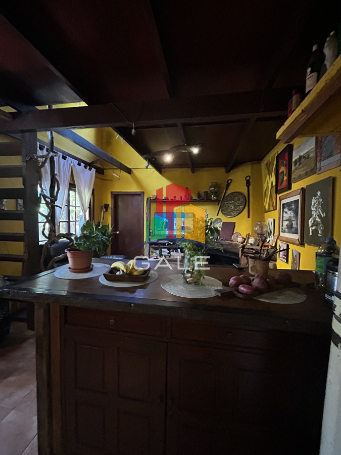 Casa ID.4510 - Ideal para comercio o vivienda