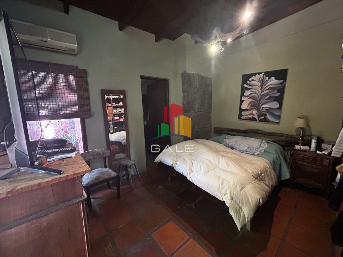 Casa ID.4510 - Ideal para comercio o vivienda