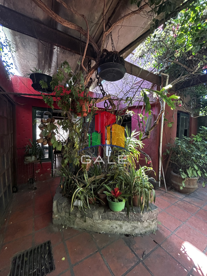 Casa ID.4510 - Ideal para comercio o vivienda