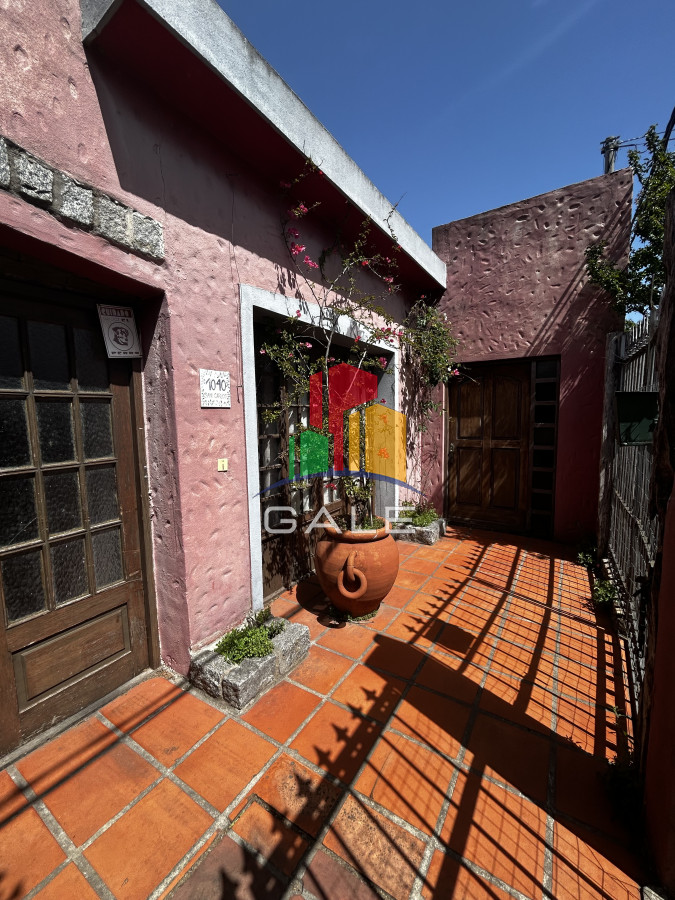 Casa ID.4510 - Ideal para comercio o vivienda