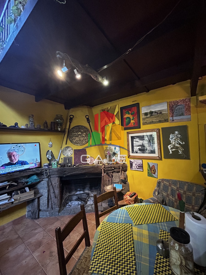 Casa ID.4510 - Ideal para comercio o vivienda