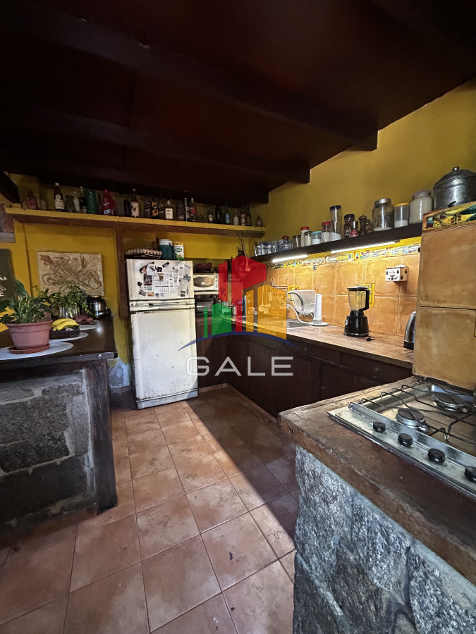 Casa ID.4510 - Ideal para comercio o vivienda