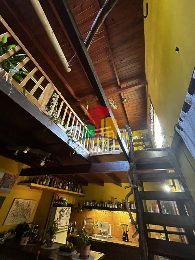 Casa ID.4510 - Ideal para comercio o vivienda