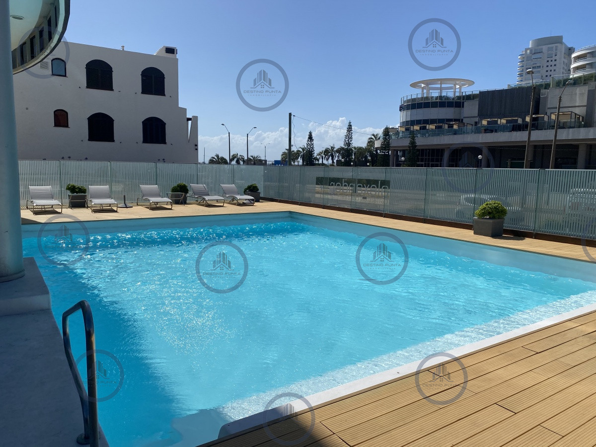 Hermoso Apartamento 2 dormitorios en playa Mansa Alquiler anual — fotografía 4