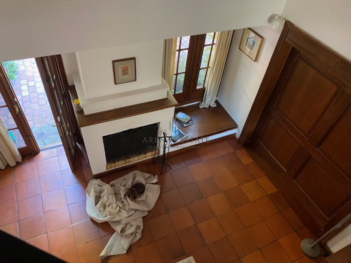 Casa ID.2898 - Espectacular casa en venta 