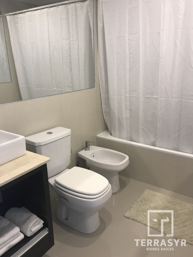 Apartamento ID.1363 - Apartamento tipo casita con parrillero propio