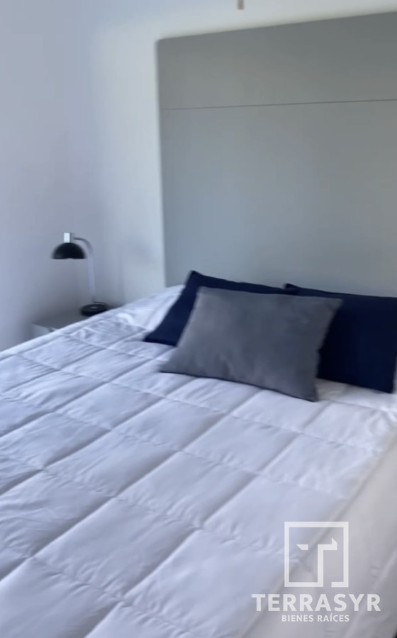 Apartamento ID.1363 - Apartamento tipo casita con parrillero propio