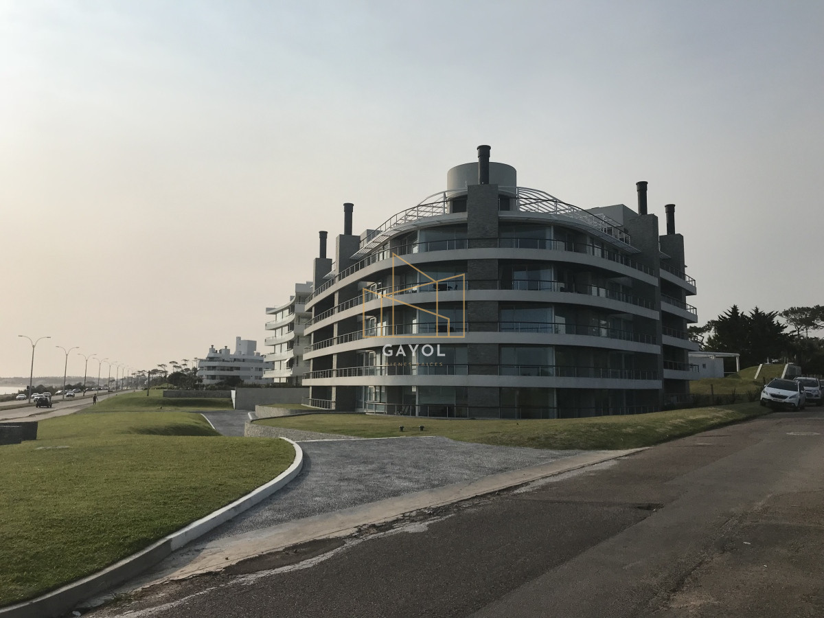 Apartamento ID.595 - Apartamento tipo casita con parrillero propio