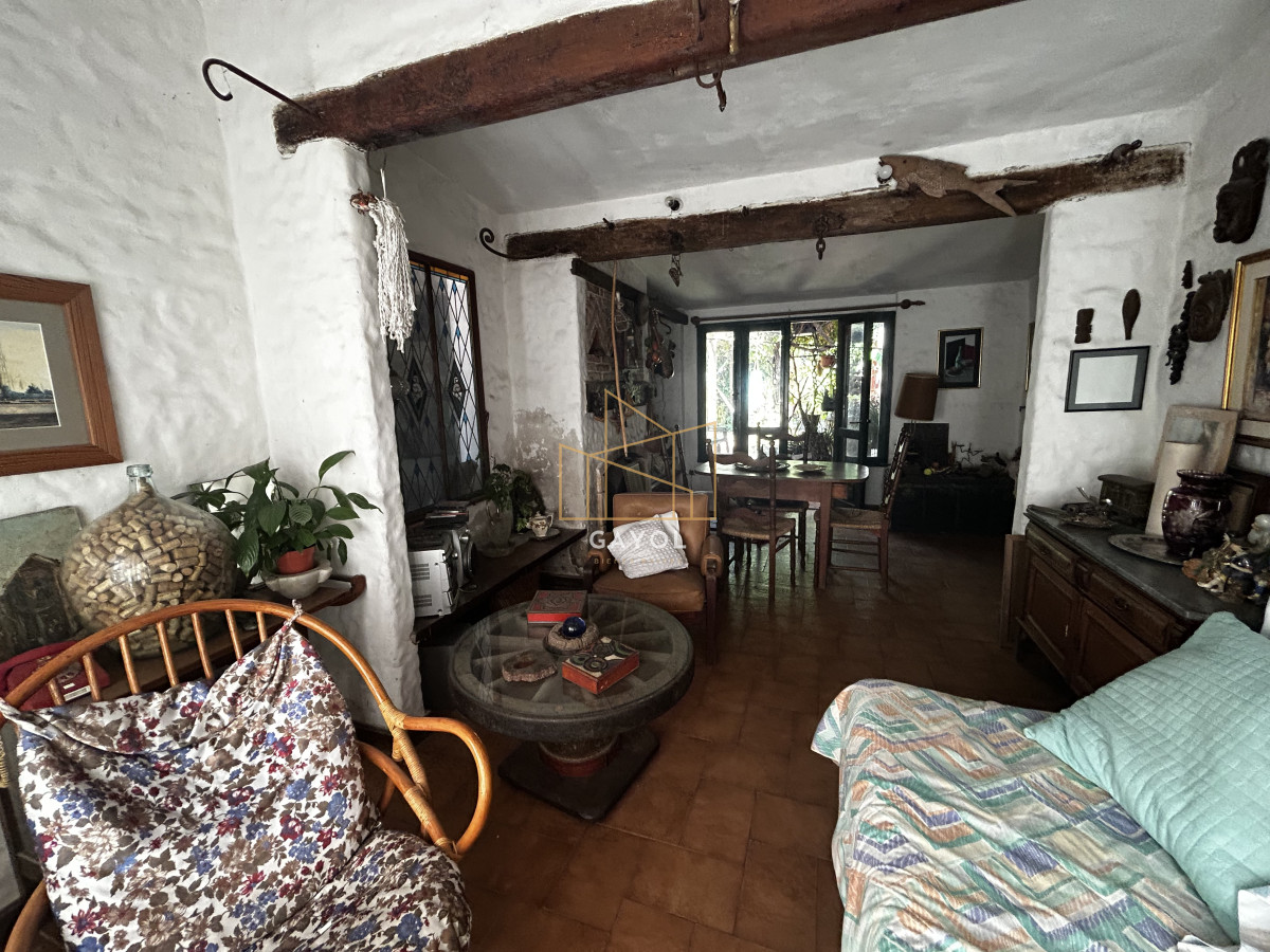 Casa ID.1171 - Ideal para comercio o vivienda