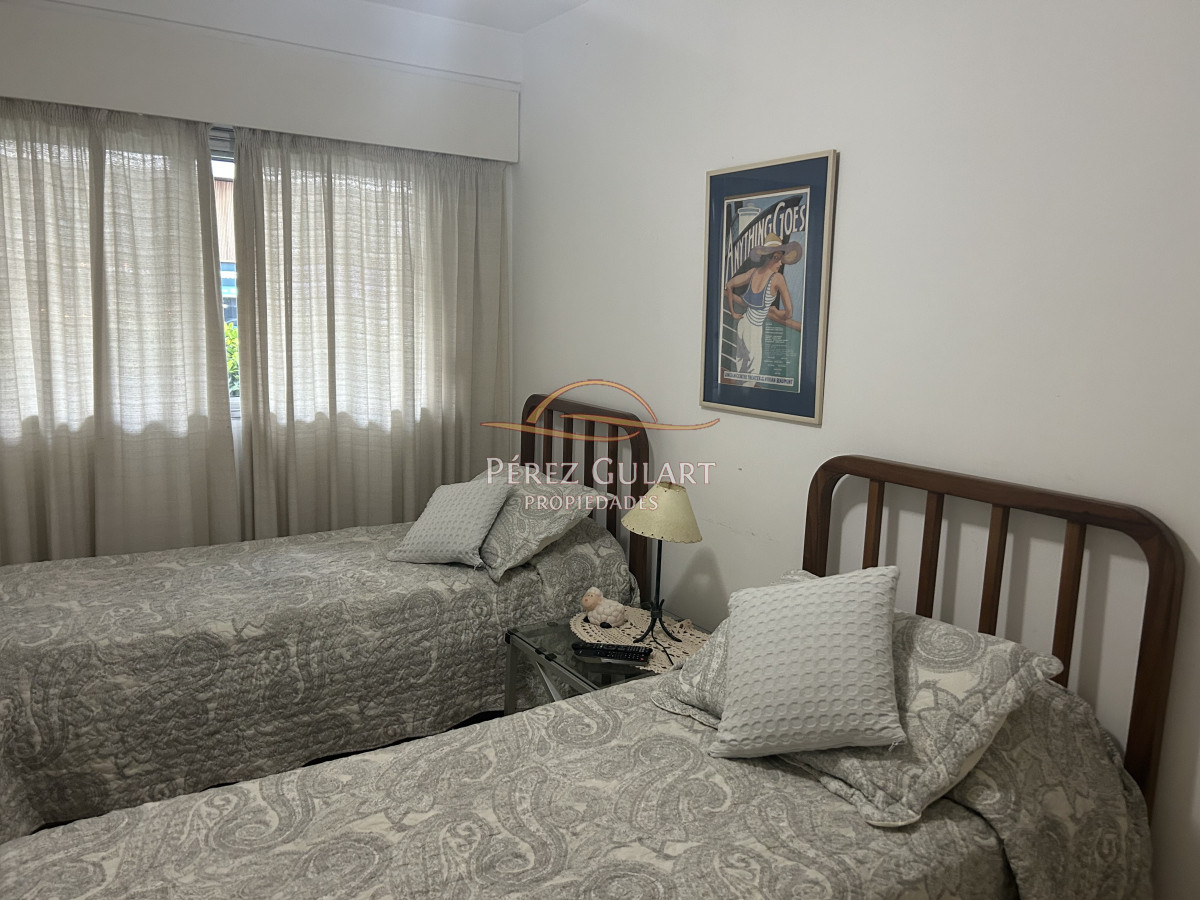 Apartamento ID.182 - Hermoso apartamento estilo casita a una cuadra del mar.