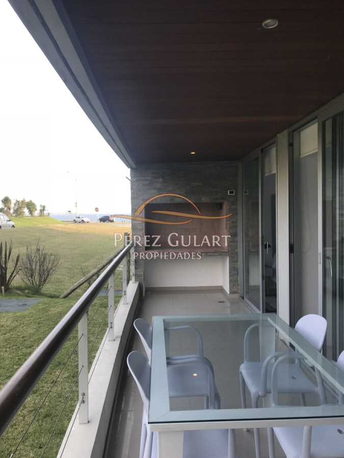 Apartamento ID.295 - Apartamento tipo casita con parrillero propio