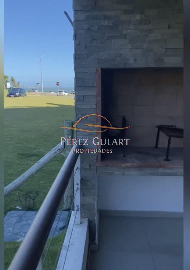 Apartamento ID.295 - Apartamento tipo casita con parrillero propio