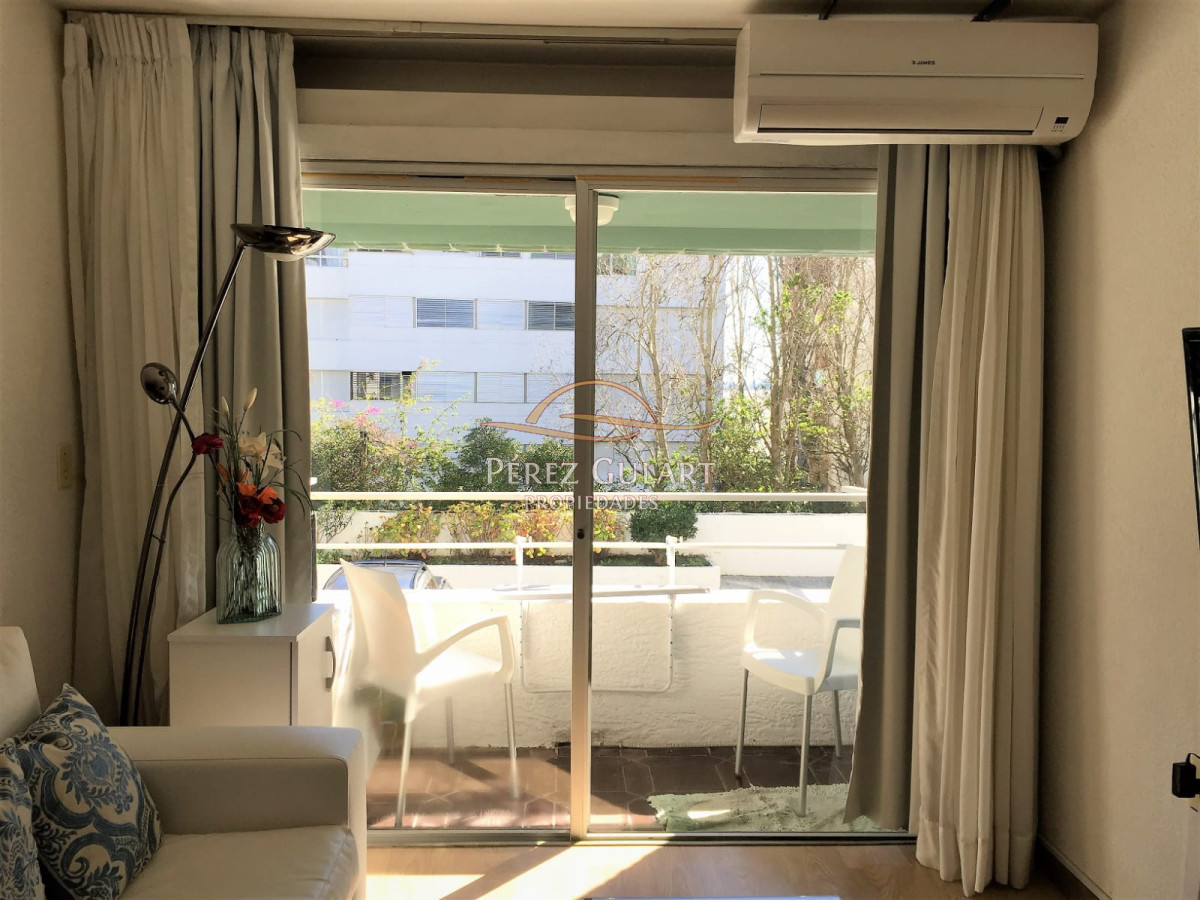 Apartamento ID.240 - Apartamento en Punta del Este, Península