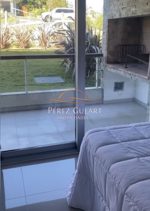 Apartamento ID.295 - Apartamento tipo casita con parrillero propio