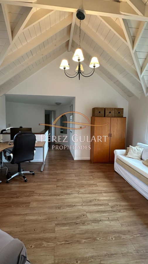 Casa ID.252 - Casa en Punta del Este, Cantegril