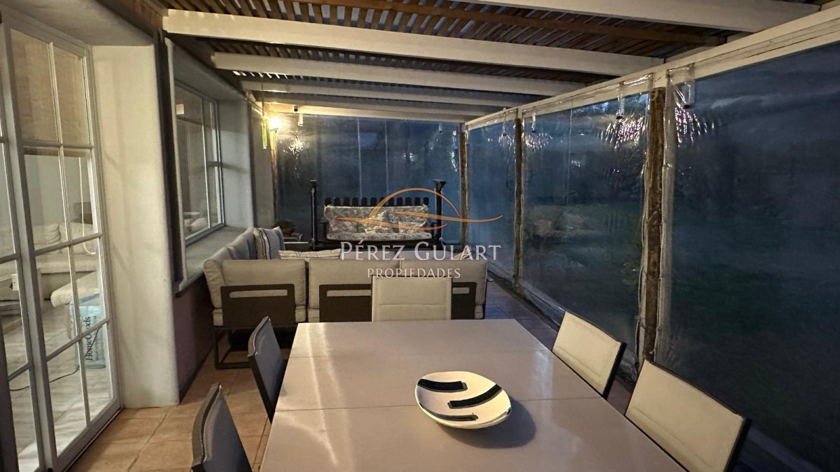 Casa ID.252 - Casa en Punta del Este, Cantegril
