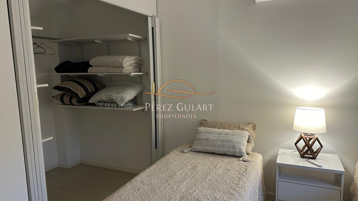 Casa ID.252 - Casa en Punta del Este, Cantegril