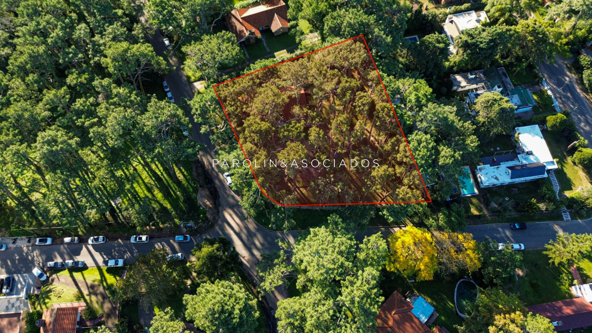 Casa en Ventra de 3 Dormitorios en Cantegril, Punta del Este