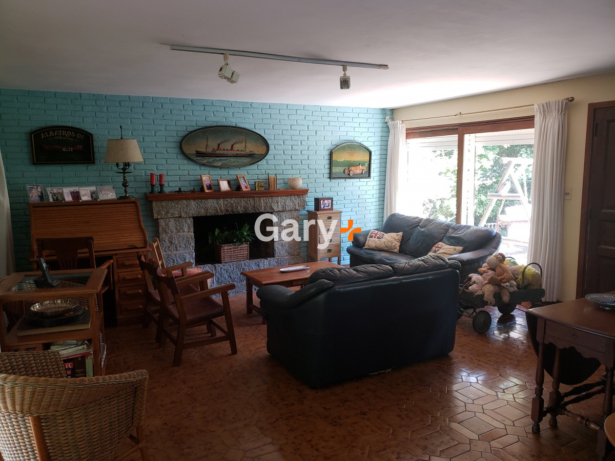 Casa ID.23715 - Casa a la venta , sólida y con muy buen frente cercana al Shopping y colegios
