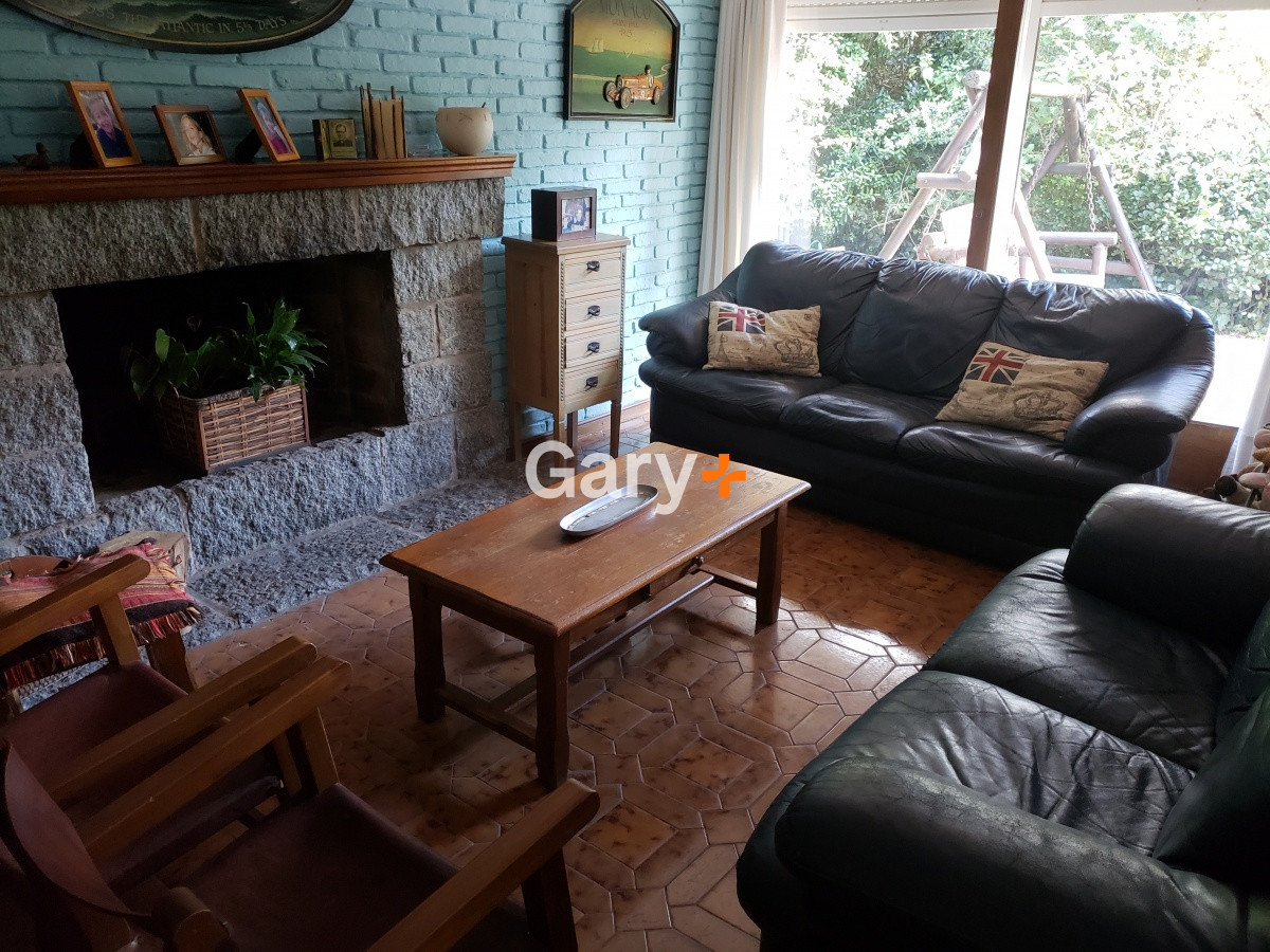 Casa ID.23715 - Casa a la venta , sólida y con muy buen frente cercana al Shopping y colegios