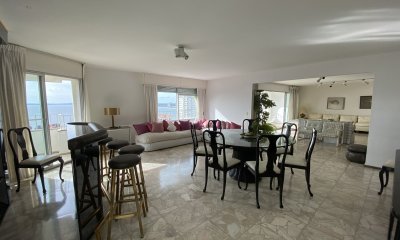 Apartamento a la venta con 4 dormitorios y servicio completo vista en todos los ambientes