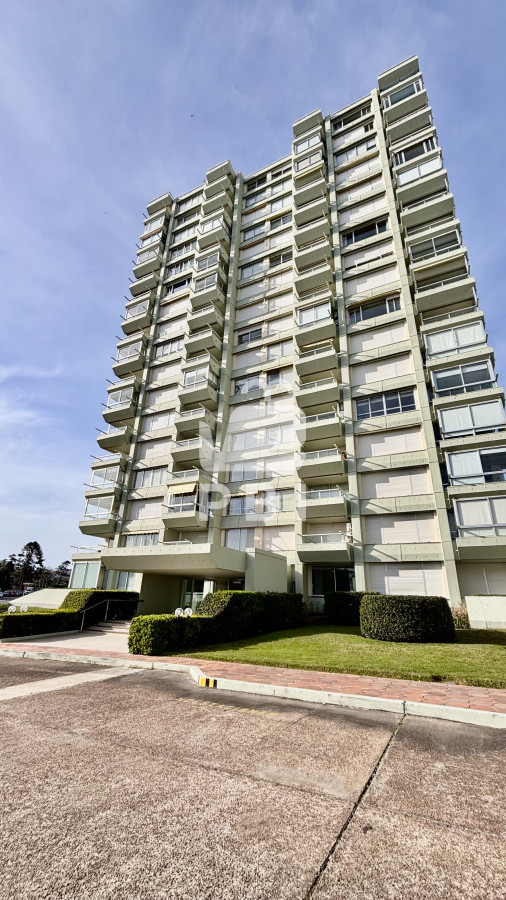 RGVwYXJ0YW1lbnRvIGVuIG1hbnNhLCAyIGRvcm1pdG9yaW9zIC0gRlJBR0FUQSAtIFJlZiA6IFBCSTE1Mzc5