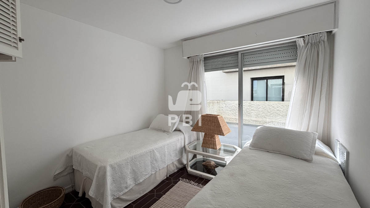 RGVwYXJ0YW1lbnRvIGRlIDMgZG9ybWl0b3Jpb3MgZW4gdmVudGEgeSBhbHF1aWxlciB0ZW1wb3JhbCAgLSBDQVNURUxMT04gLSBSZWYgOiBQQkkxNTQ2Nw==