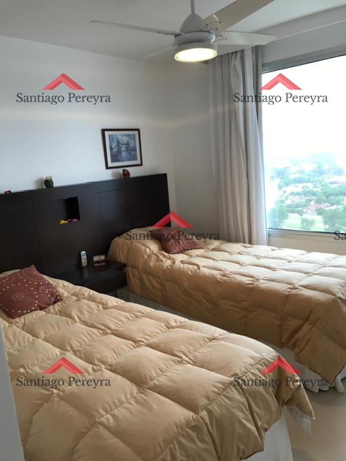 Apartamento ID.8657 - Muy buena vista, con excelente terraza con vsita al mar