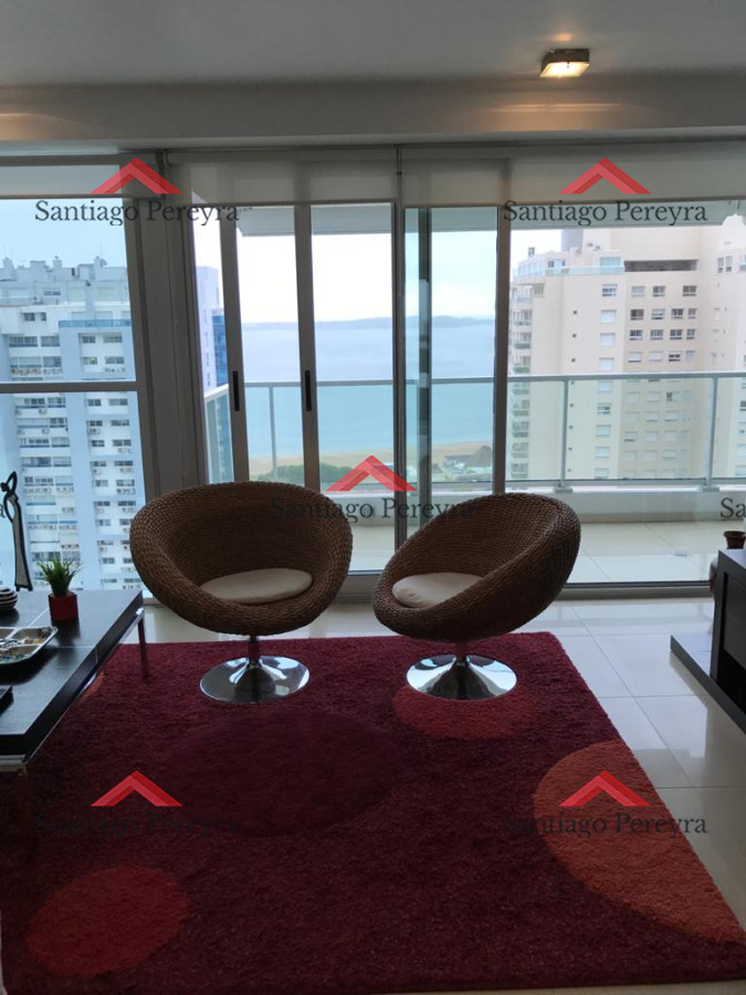 Apartamento ID.8657 - Muy buena vista, con excelente terraza con vsita al mar